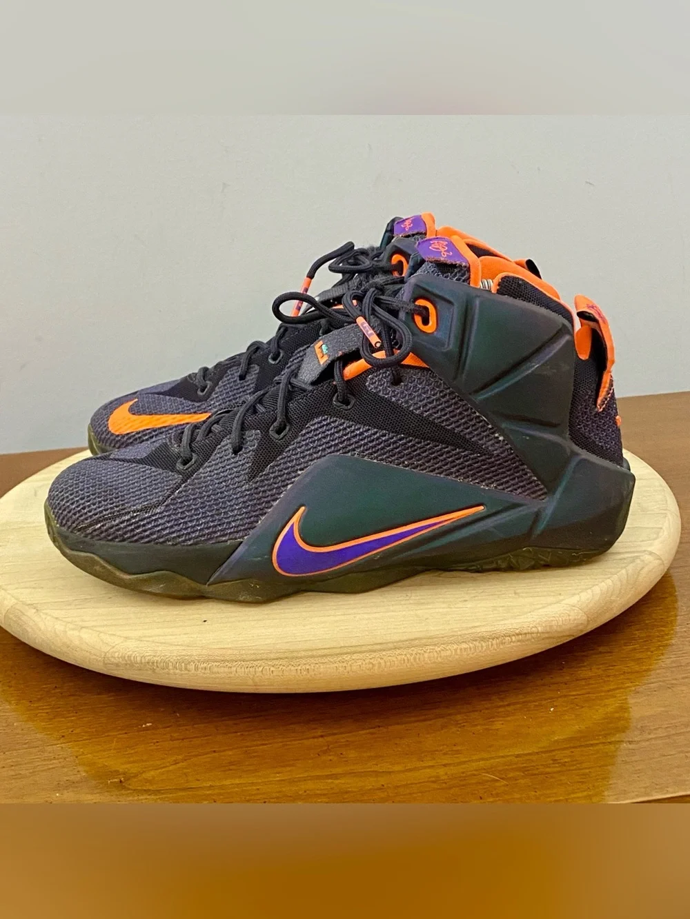 Nike LeBron 12 XII Instinct GS‎ Purple Orange Basketball Shoes 685181-500 Sz 7Y